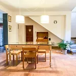 3 Bedroom Pet Friendly In
