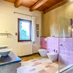 3 Bedroom Pet Friendly In Holiday home Mombaroccio