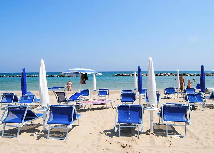 3 Bedroom Pet Friendly In * Mombaroccio