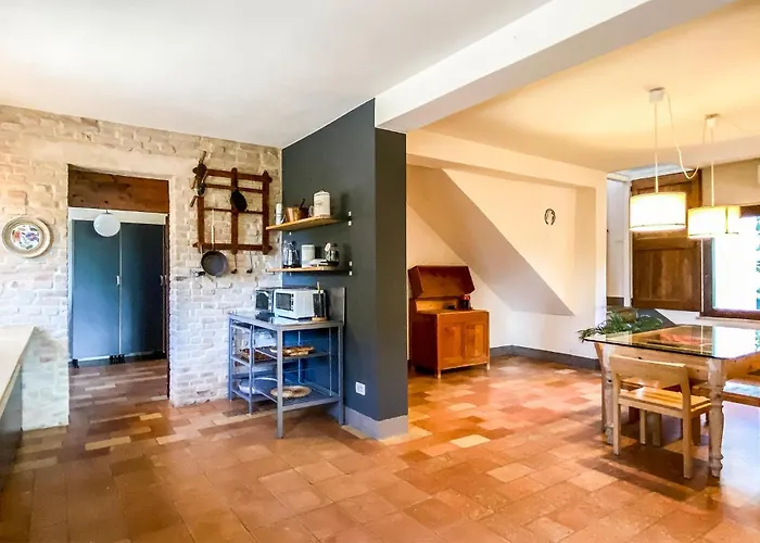 3 Bedroom Pet Friendly In *