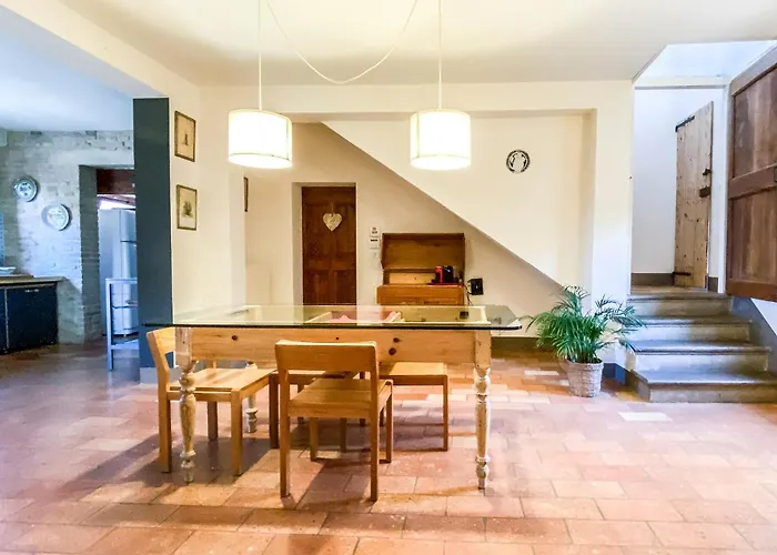 3 Bedroom Pet Friendly In